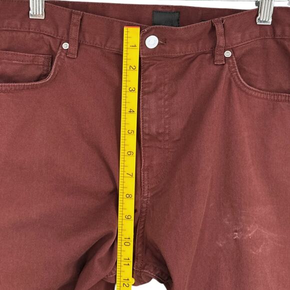 H&M Maroon Rust Five Pocket Slim Fit Distressed Casual Jeans US 33 x 31 - Picture 5 of 7